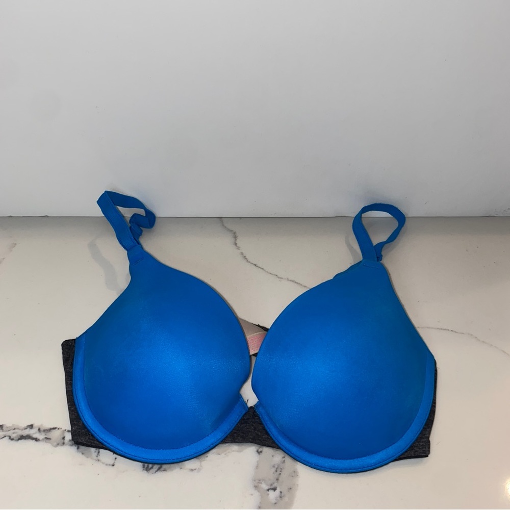 PINK Victoria's Secret Electric Cobalt Blue Gray Wear Everywhere Push-up Bra
